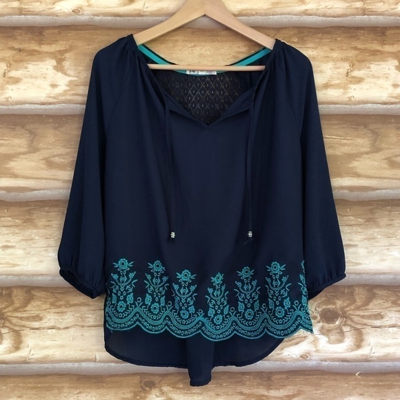 Jolt Flowy Boho Embroidered High Low Peasant Blouse Size M - Picture 2 of 10